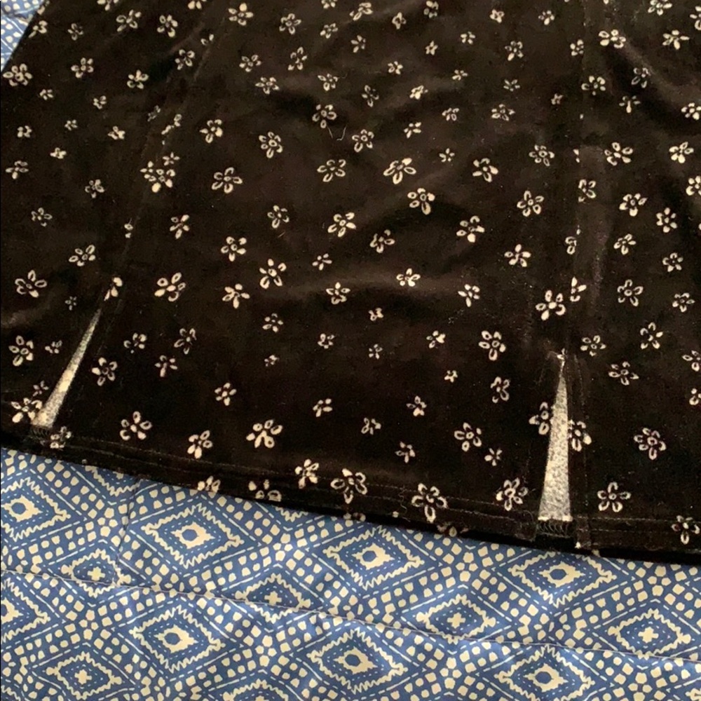 NWT LA HEARTS Velvet Skirt - Picture 3 of 4